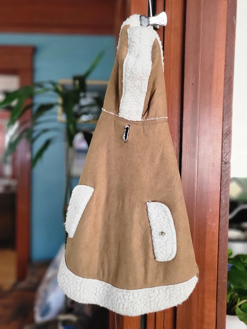 Kensington Kennel Club Hooded Sherpa Dog Coat Tan NWOT